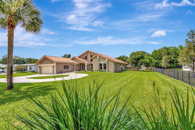 3 of 62 - 14100 Sw 21st St, Davie, FL