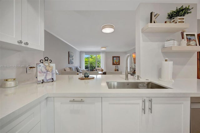 5 of 38 - 7588 Sw 102nd St 203, Pinecrest, FL