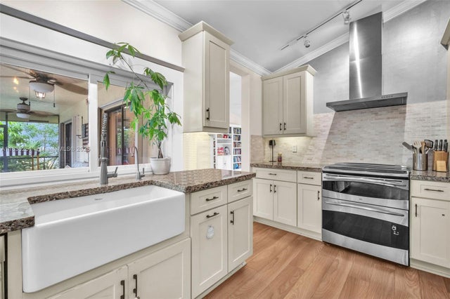 2 of 28 - 7222 Nw 42nd St, Coral Springs, FL