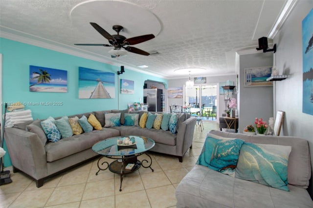 5 of 24 - 960 Sw 83rd Ave, North Lauderdale, FL