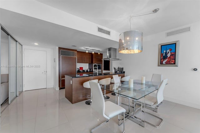 3 of 34 - 495 Brickell Ave Bay1007, Miami, FL