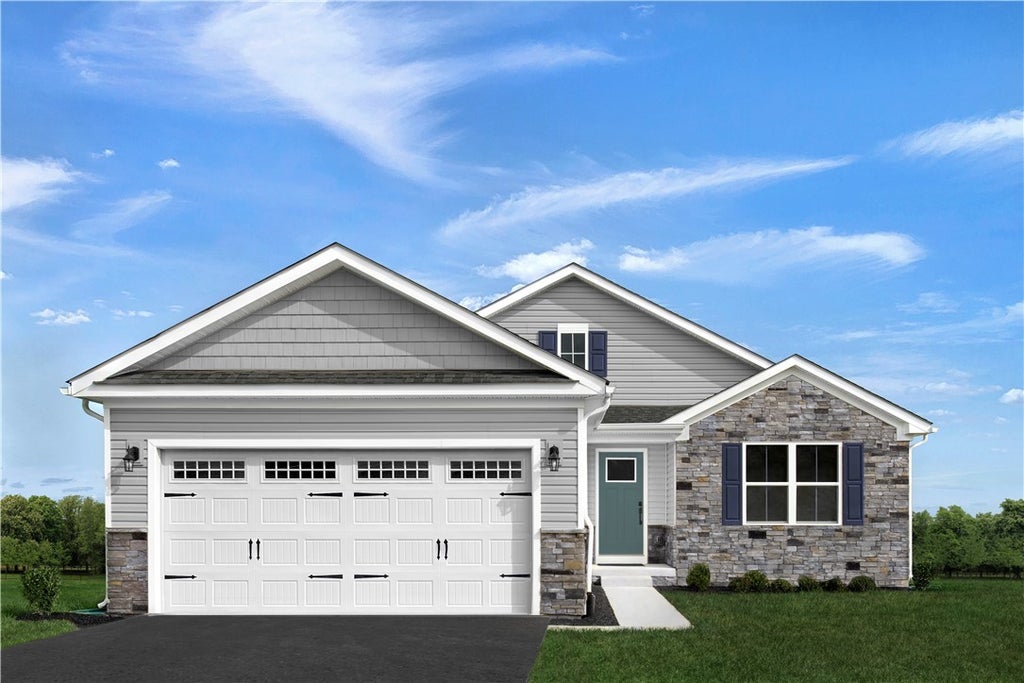 2112 Pebble Lane, Hempfield