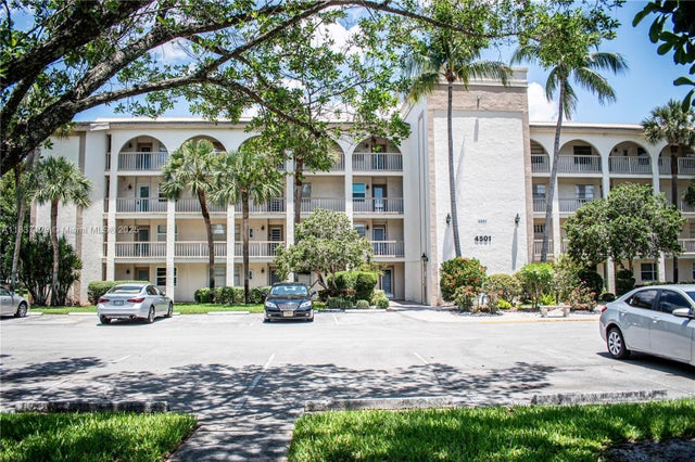 1 of 24 - 4501 Martinique Way C1, Coconut Creek, FL