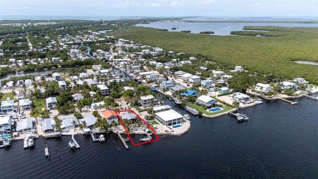 1 of 31 - 794 Narragansett Ln, Key Largo, FL