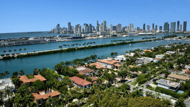 4 of 31 - 198 Palm Ave, Miami Beach, FL