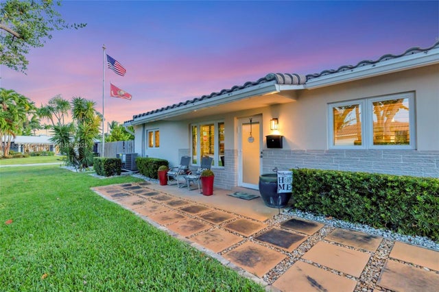 4 of 70 - 5555 Ne 20th Ter, Fort Lauderdale, FL