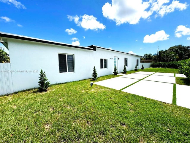 1 of 27 - 14801 Nw 5th Ave, Miami, FL