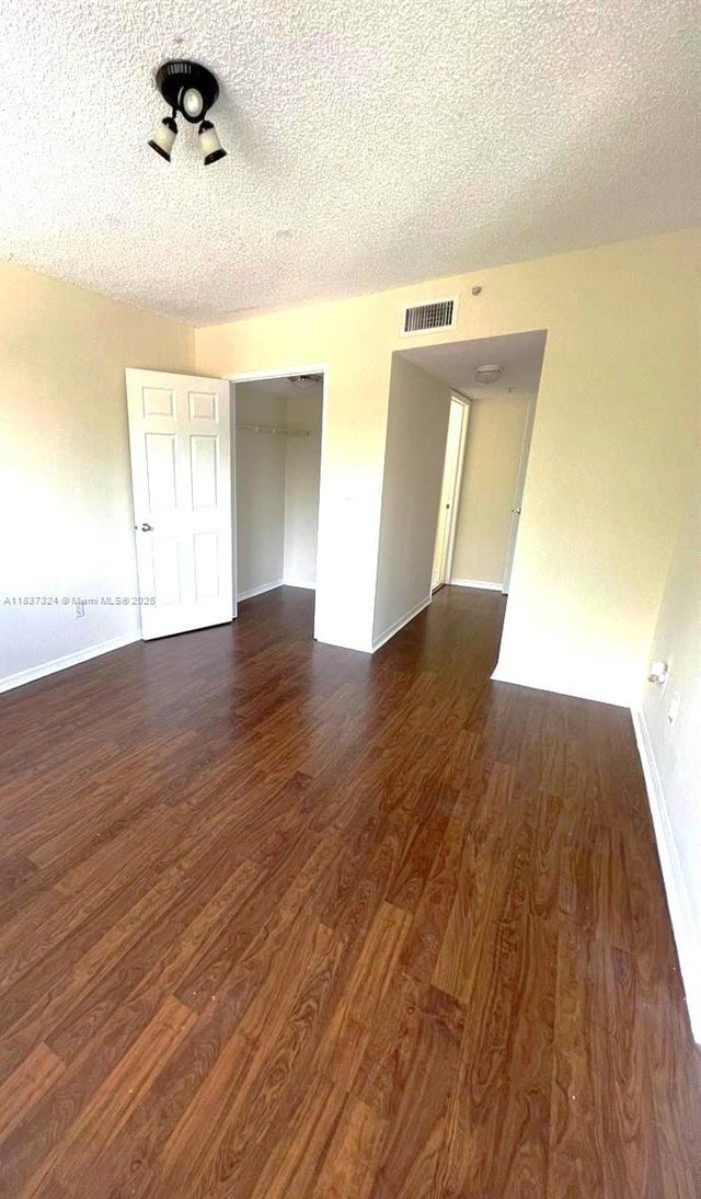 5 of 27 - 2600 S University Dr 307, Davie, FL
