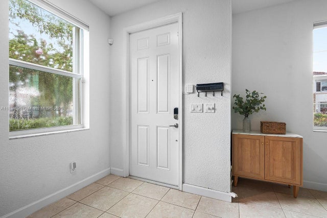 4 of 29 - 4326 Braxton Ave, West Palm Beach, FL