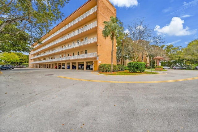 2 of 28 - 6751 Cypress Rd 405, Plantation, FL