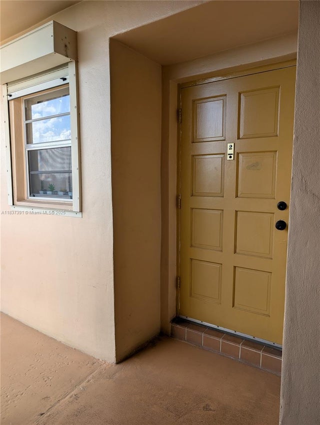 4 of 28 - 6751 Cypress Rd 405, Plantation, FL