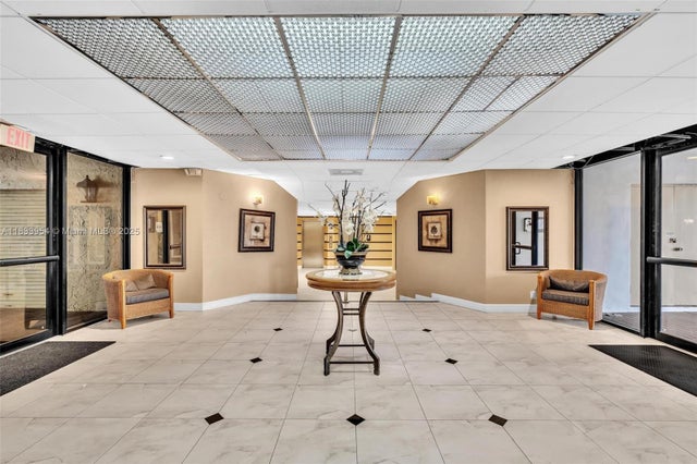2 of 52 - 3800 N Hills Dr 312, Hollywood, FL