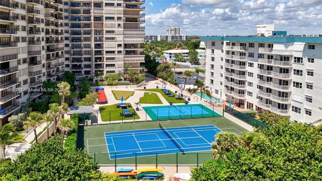 4 of 43 - 1800 S Ocean Blvd 210, Lauderdale By The Sea, FL
