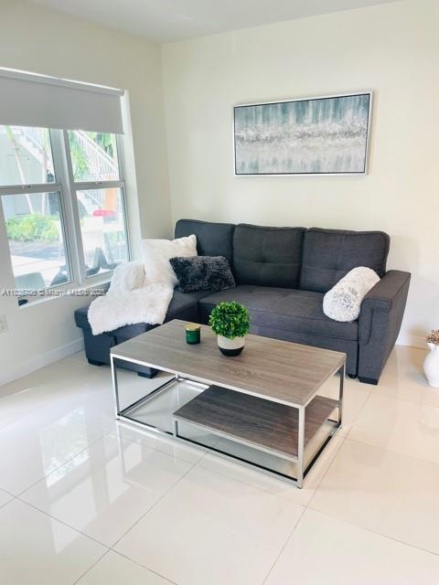 1 of 25 - 1419 West Ave 106, Miami Beach, FL