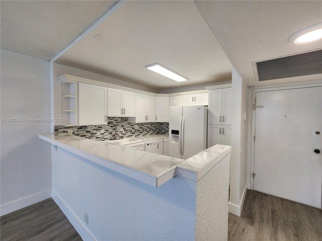 5 of 35 - 2030 S Ocean Dr 502, Hallandale Beach, FL