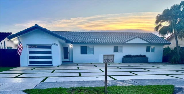 1 of 23 - 3320 Sw 139th Ave, Miami, FL