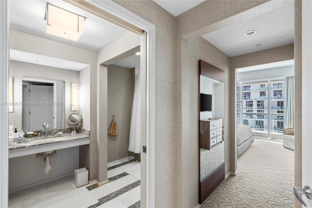 3 of 100 - 551 N Fort Lauderdale Beach Blvd R2205, Fort Lauderdale, FL