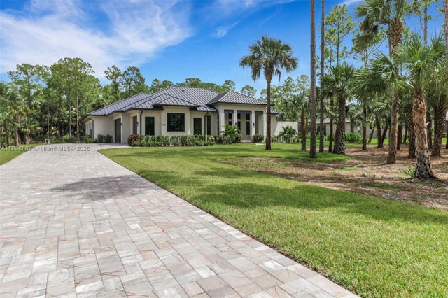 1 of 40 - 524 13th St Sw, Naples, FL