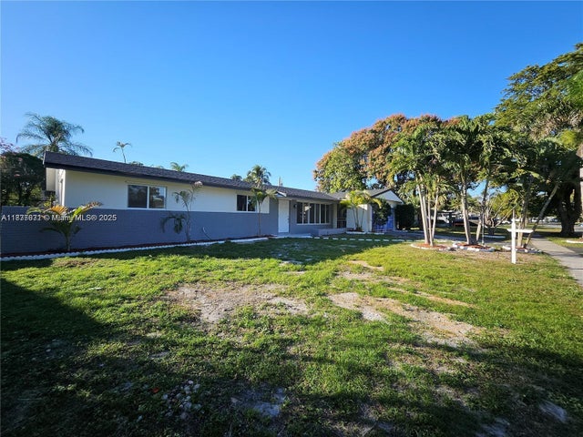 3 of 62 - 221 Sw 53rd Ave, Plantation, FL