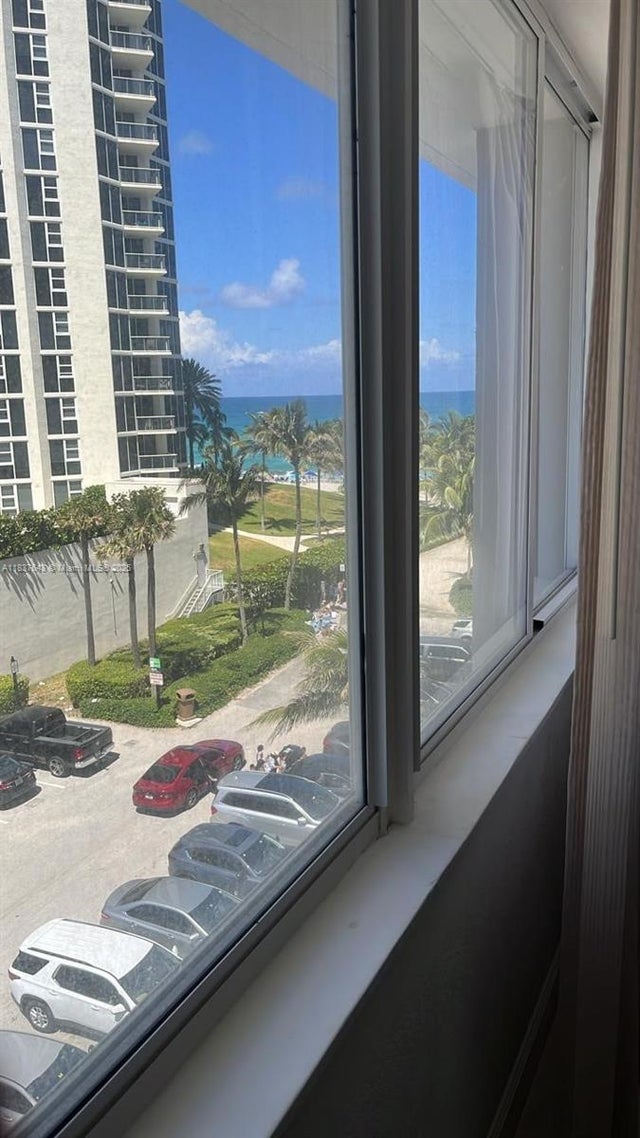 4 of 15 - 19201 Collins Ave 330, Sunny Isles Beach, FL