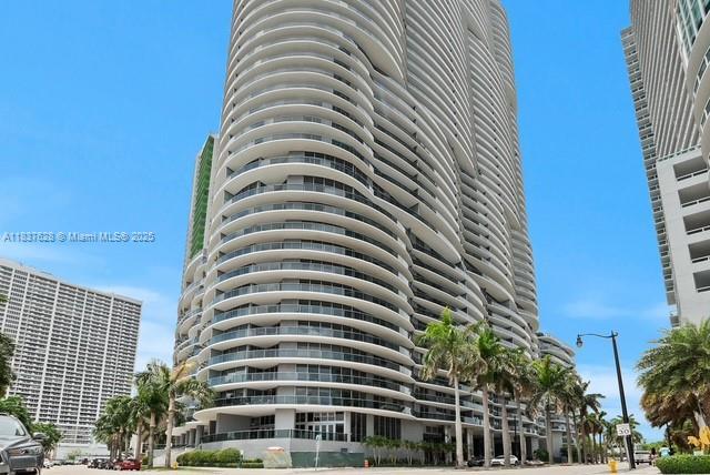 1 of 31 - 488 Ne 18th St. 715, Miami, FL