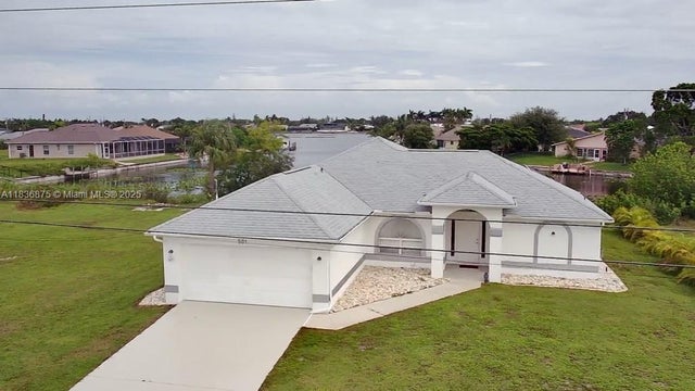 2 of 30 - 501 Se 7th Street, Cape Coral, FL