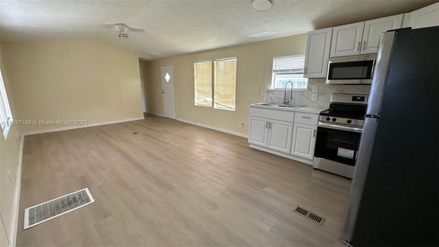 3 of 33 - 35250 Sw 177th Ct 206, Homestead, FL