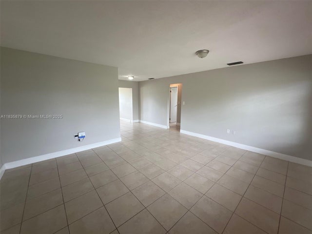2 of 22 - 6837 Nw 28th St, Sunrise, FL