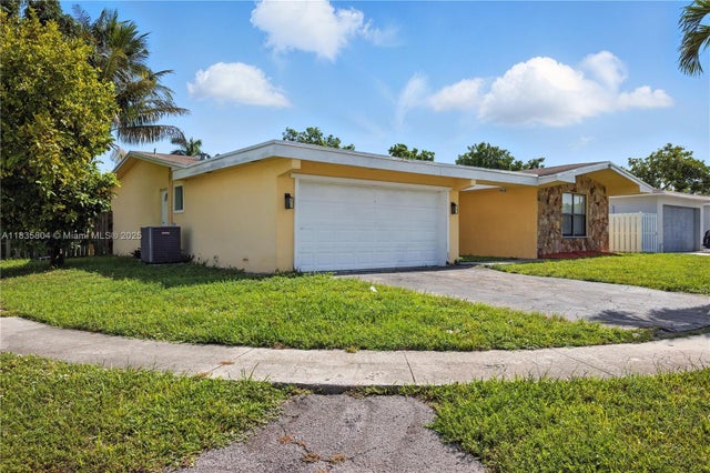 2 of 30 - 7187 Nw 22nd St, Sunrise, FL