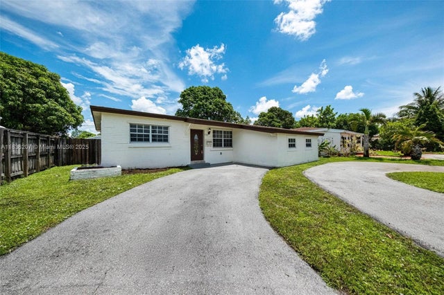 3 of 45 - 7521 Indigo St, Miramar, FL