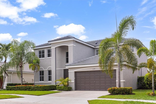 2 of 31 - 1249 Chenille Cir, Weston, FL
