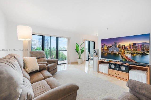 2 of 44 - 1201 S Ocean Dr 410s, Hollywood, FL