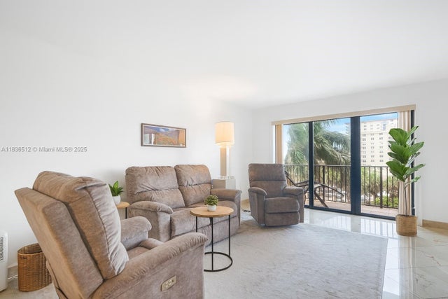 4 of 44 - 1201 S Ocean Dr 410s, Hollywood, FL