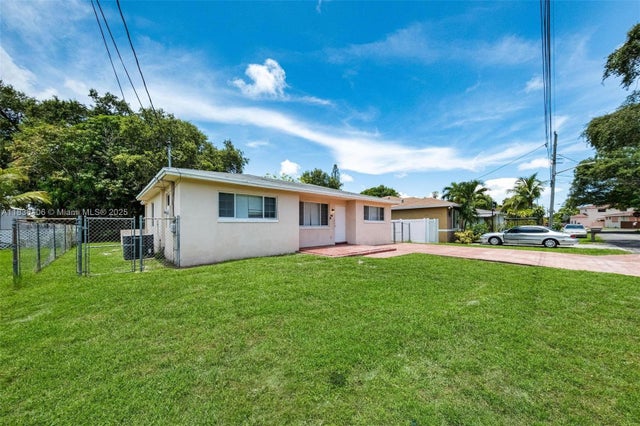 3 of 39 - 312 Sw 2nd Ter, Hallandale Beach, FL