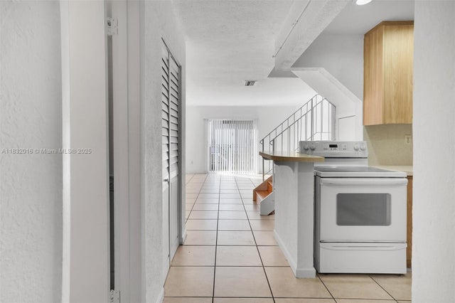 3 of 26 - 8650 Sw 67th Ave 1025, Pinecrest, FL