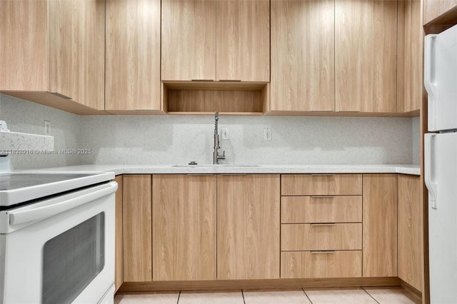 5 of 26 - 8650 Sw 67th Ave 1025, Pinecrest, FL