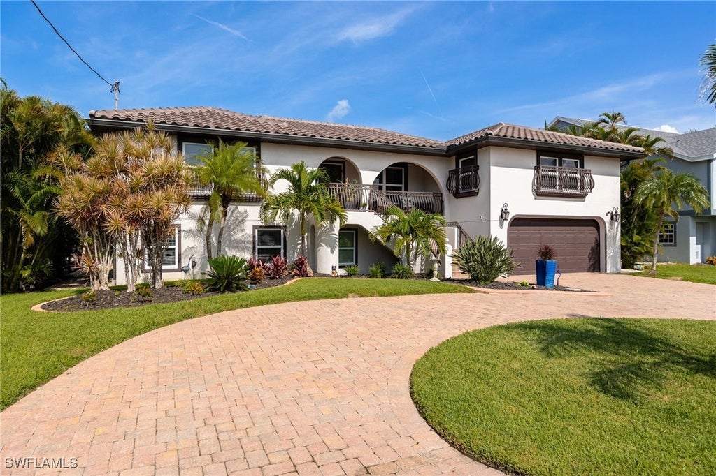 17930 Grey Heron Ct, Fort Myers Beach