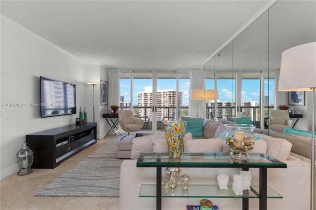 1 of 24 - 21055 Yacht Club Dr 1504, Aventura, FL