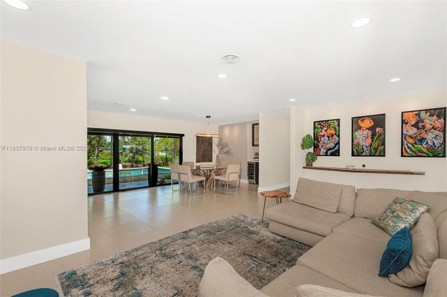 2 of 34 - 9865 Sw 16th St, Miami, FL