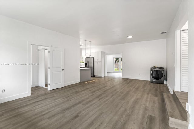 5 of 55 - 775 Ne 145th St, North Miami, FL