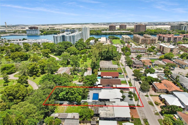 4 of 56 - 480 Nw 53rd Ave, Miami, FL