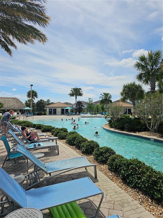 1 of 28 - 9338 Sommerset Hills, Kissimmee, FL
