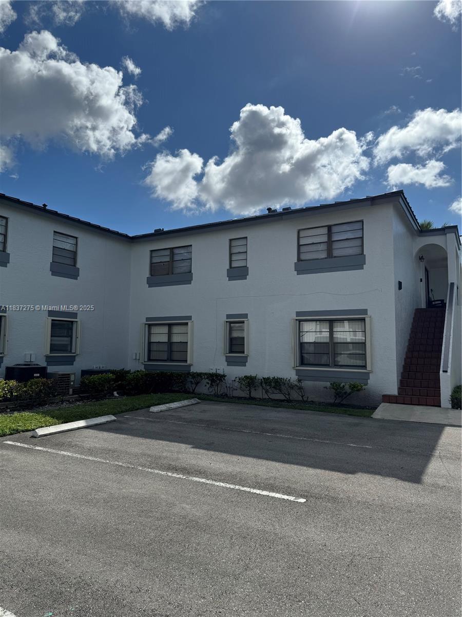 18240 Mediterranean Blvd 5-11, Hialeah