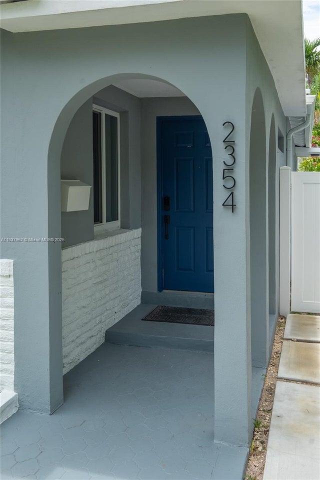 3 of 23 - 2354 Alton Rd, Miami Beach, FL