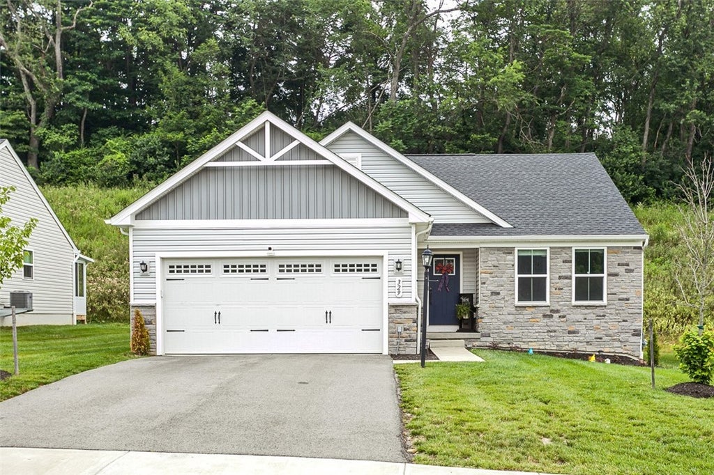 329 Nelson Drive, Monroeville