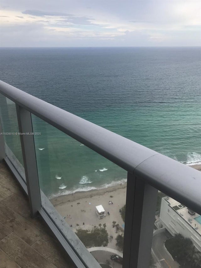4 of 50 - 4111 S Ocean Dr 3105, Hollywood, FL