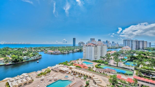 1 of 46 - 20191 E Country Club Dr 2206, Aventura, FL