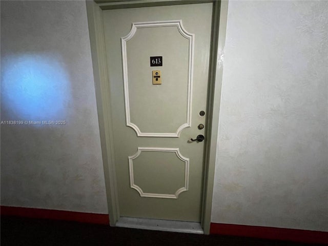 2 of 31 - 1300 Saint Charles Pl 613, Pembroke Pines, FL