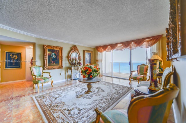 4 of 37 - 2751 S Ocean Dr 1707s, Hollywood, FL