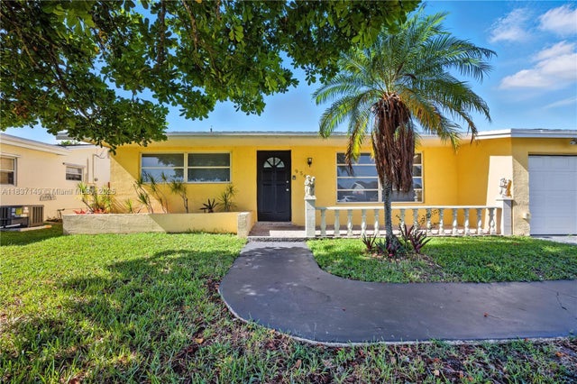 2 of 30 - 9540 Nw 25th St, Sunrise, FL